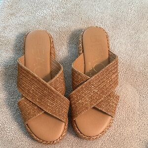 BEACH by Matisse Tan Woven Slide Sandals